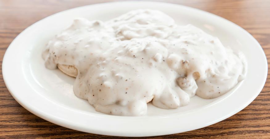 Braums Biscuits & Gravy